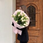 21 белый тюльпан